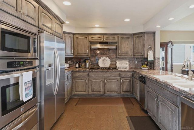7537 Gibraltar St, Carlsbad, CA 92009