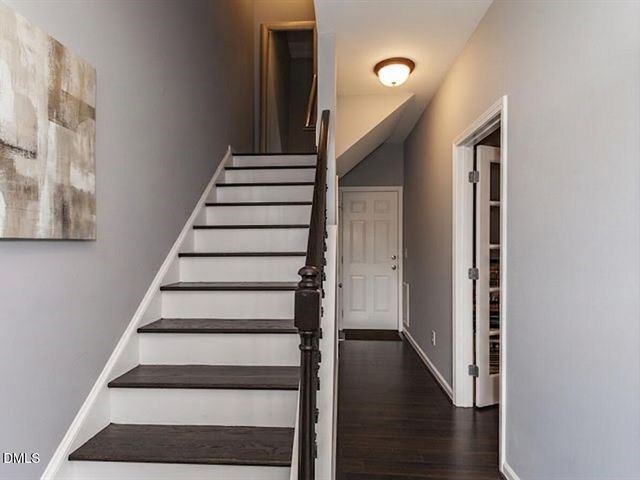 340 Kinellan Lane, Cary, NC 27519