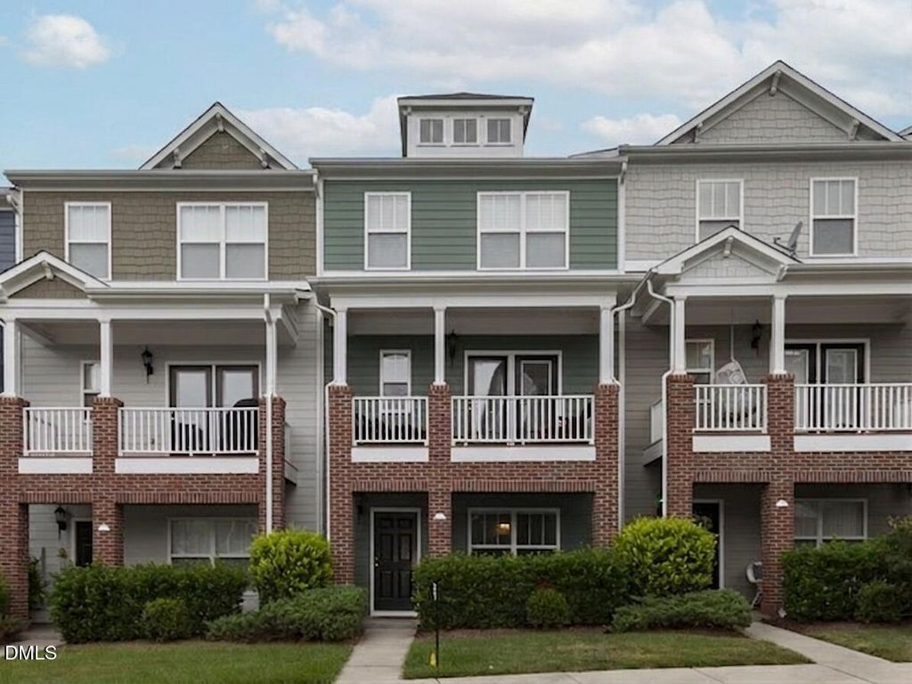 340 Kinellan Lane, Cary, NC 27519