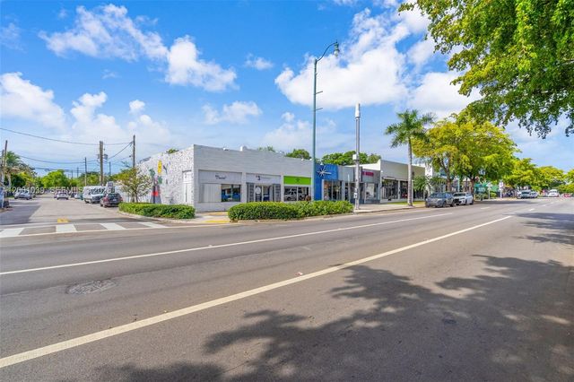 1000 SW 8th Street, Miami, FL 33130