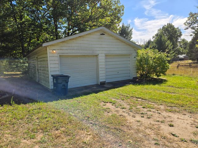 5018 S Chief Okemos Trail, Baldwin, MI 49304