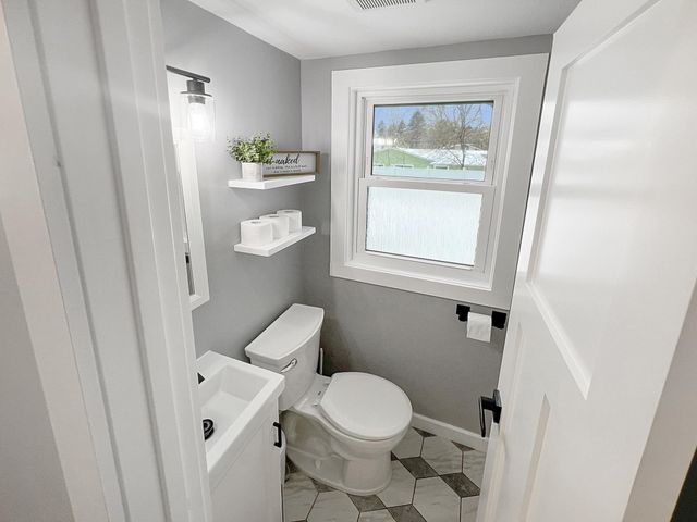 2053 Mesabi Avenue, North Saint Paul, MN 55109