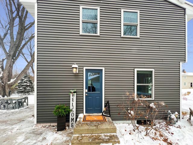 2053 Mesabi Avenue, North Saint Paul, MN 55109