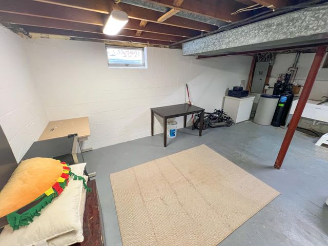 2053 Mesabi Avenue, North Saint Paul, MN 55109