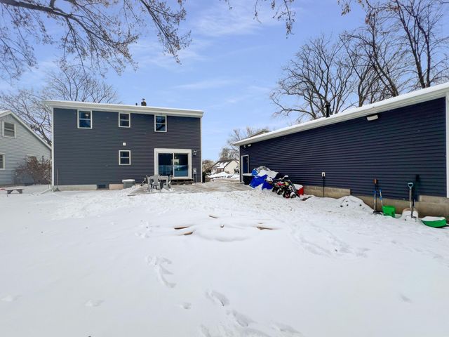 2053 Mesabi Avenue, North Saint Paul, MN 55109
