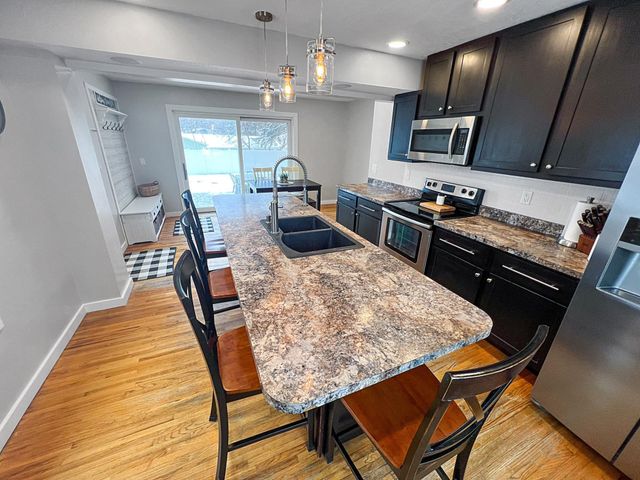 2053 Mesabi Avenue, North Saint Paul, MN 55109