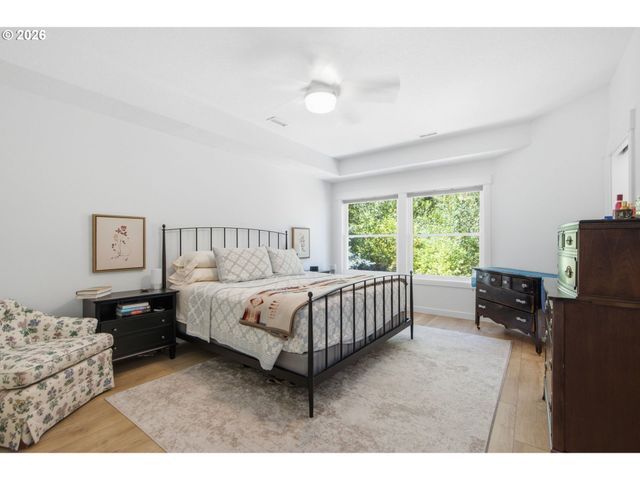 4123 Sw COMUS St, Portland, OR 97219