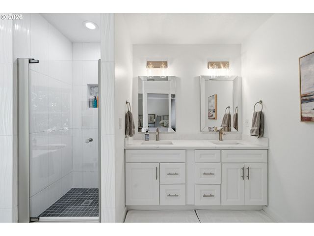 4123 Sw COMUS St, Portland, OR 97219