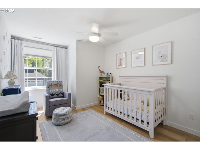 4123 Sw COMUS St, Portland, OR 97219
