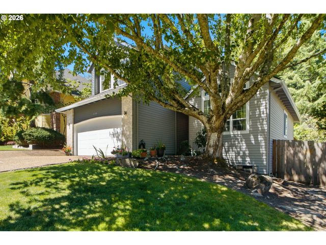4123 Sw COMUS St, Portland, OR 97219