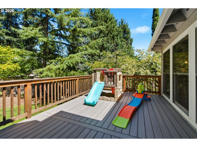 4123 Sw COMUS St, Portland, OR 97219