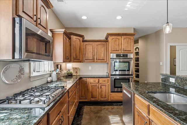 5593 MAGNOLIA BEND CV, Arlington, TN 38002