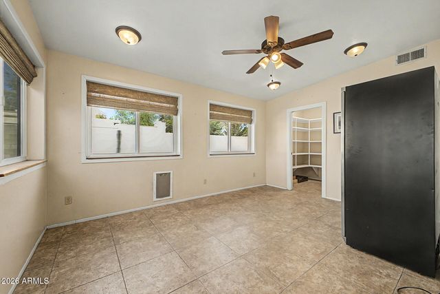 601 W AUGUSTA Avenue, Phoenix, AZ 85021