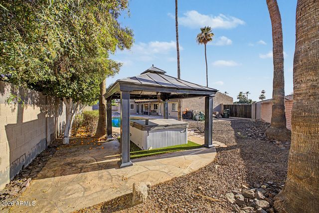 601 W AUGUSTA Avenue, Phoenix, AZ 85021