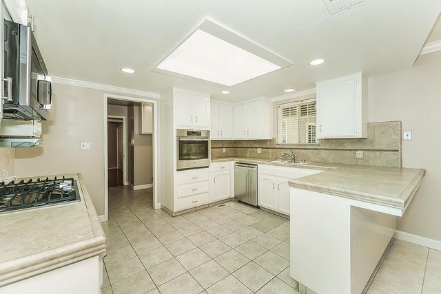 6740 N Harrison Avenue, Fresno, CA 93711