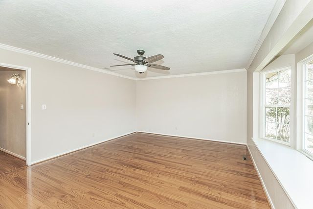 6740 N Harrison Avenue, Fresno, CA 93711