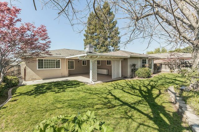 6740 N Harrison Avenue, Fresno, CA 93711