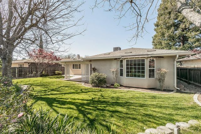 6740 N Harrison Avenue, Fresno, CA 93711