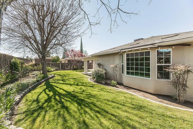 6740 N Harrison Avenue, Fresno, CA 93711