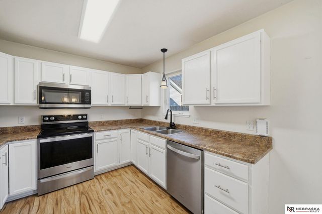 536 Graham Drive, Seward, NE 68434