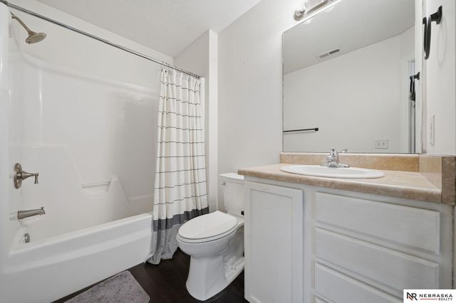 536 Graham Drive, Seward, NE 68434