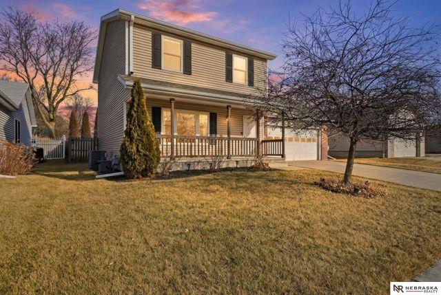 536 Graham Drive, Seward, NE 68434