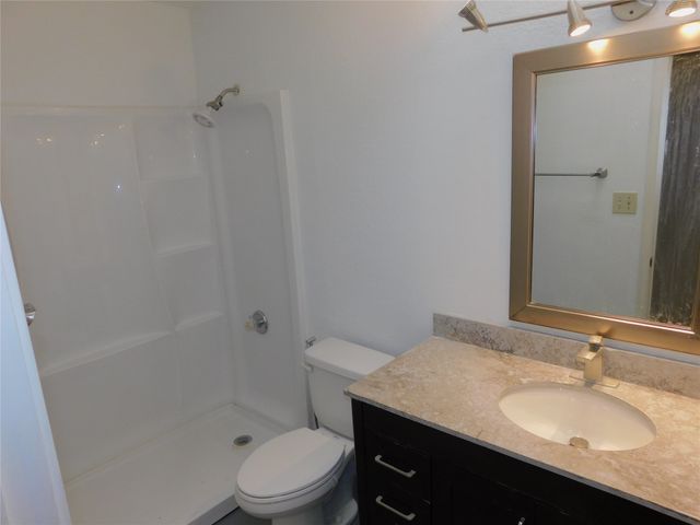 2715 Alden Avenue, Dallas, TX 75211