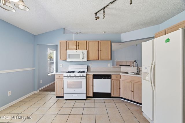 3348 VOLLEY Drive, Jacksonville, FL 32277