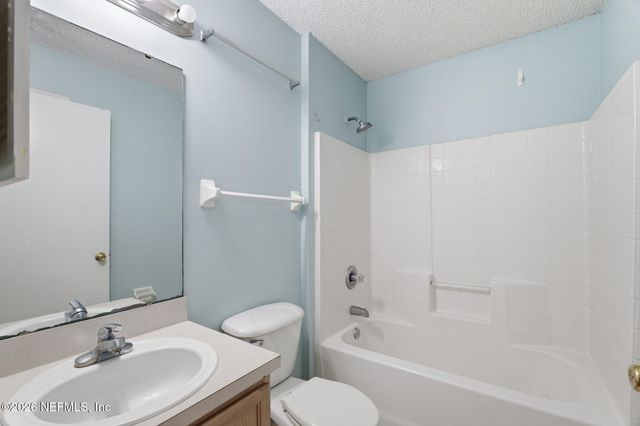 3348 VOLLEY Drive, Jacksonville, FL 32277