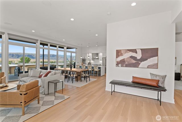 9016 Tendril Lane NW, Quincy, WA 98848