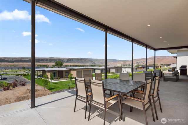 9016 Tendril Lane NW, Quincy, WA 98848