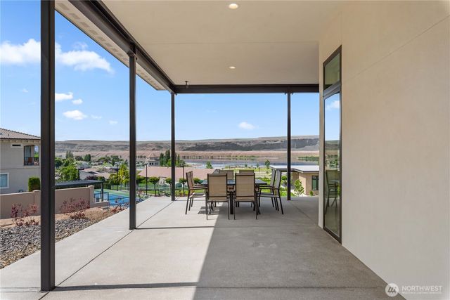 9016 Tendril Lane NW, Quincy, WA 98848