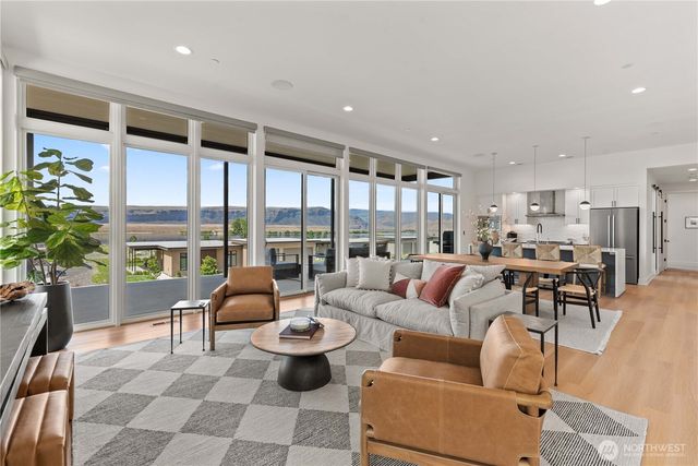 9016 Tendril Lane NW, Quincy, WA 98848