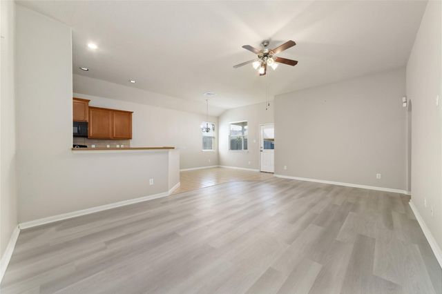 18302 Redoak Manor Lane, Cypress, TX 77433