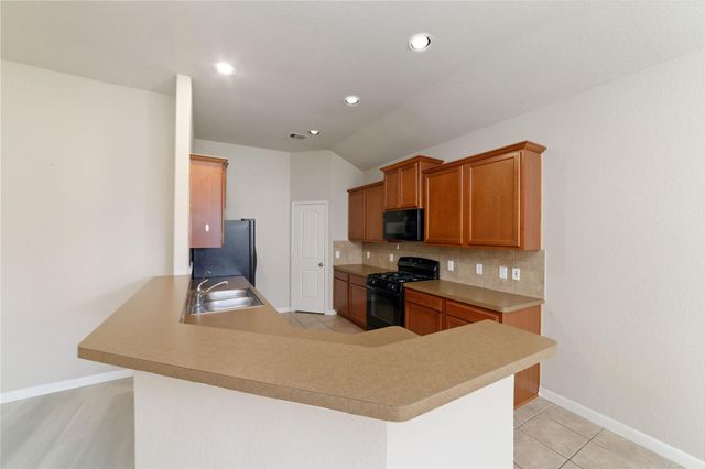 18302 Redoak Manor Lane, Cypress, TX 77433