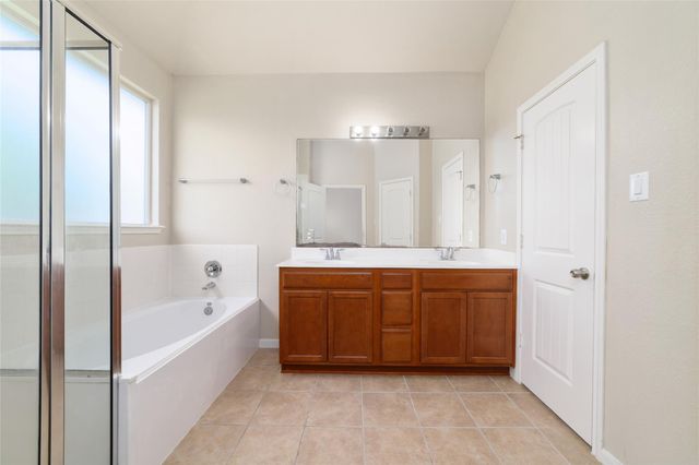 18302 Redoak Manor Lane, Cypress, TX 77433