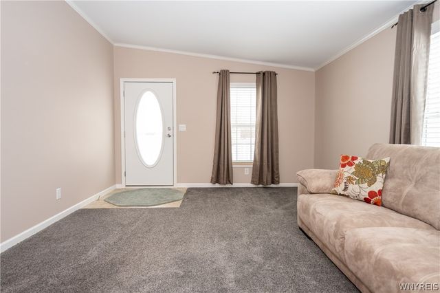 4597 Leytonstone Avenue, Clarence, NY 14031