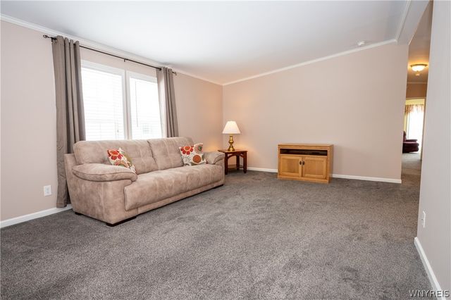 4597 Leytonstone Avenue, Clarence, NY 14031