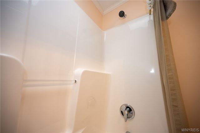 4597 Leytonstone Avenue, Clarence, NY 14031