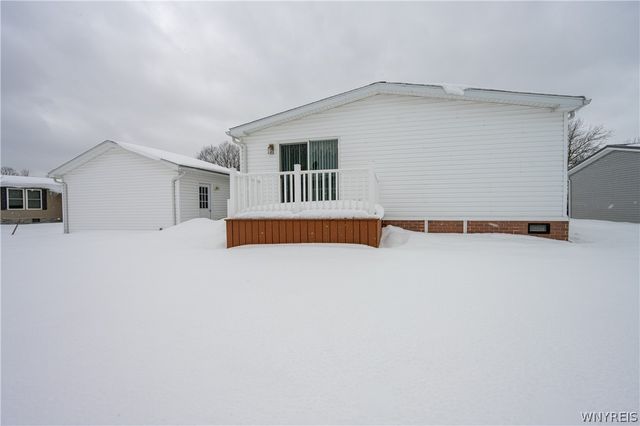 4597 Leytonstone Avenue, Clarence, NY 14031