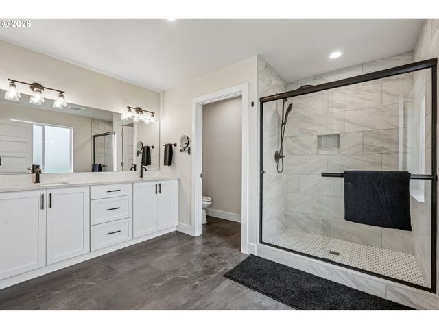 914 Nw 175TH Way, Ridgefield, WA 98642