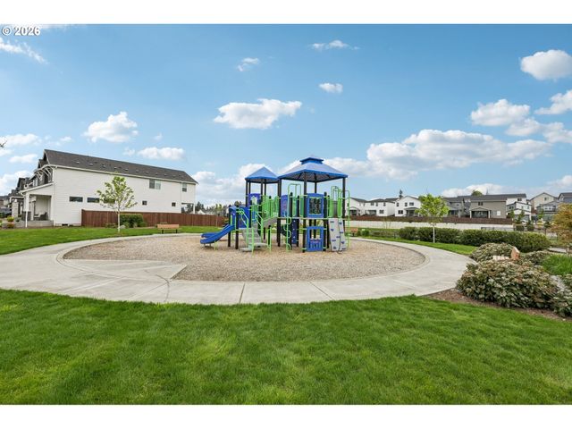 914 Nw 175TH Way, Ridgefield, WA 98642