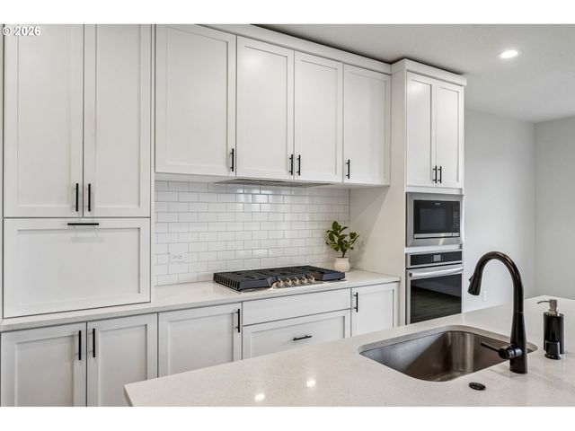 914 Nw 175TH Way, Ridgefield, WA 98642