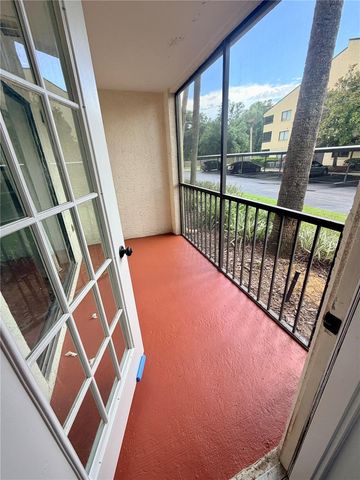 13602 S VILLAGE DRIVE 1106, Tampa, FL 33618