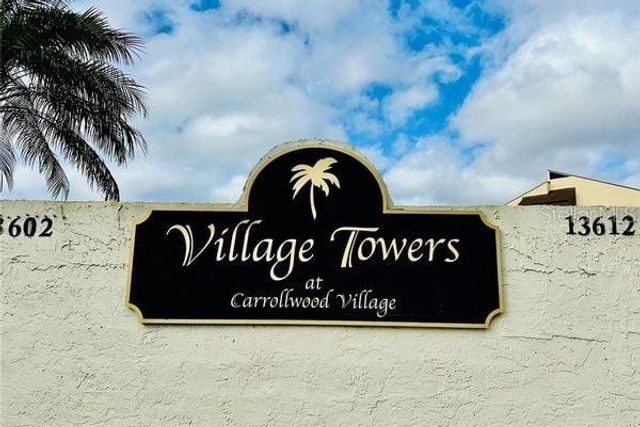 13602 S VILLAGE DRIVE 1106, Tampa, FL 33618