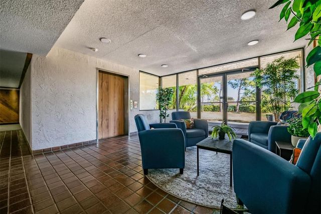 13602 S VILLAGE DRIVE 1106, Tampa, FL 33618