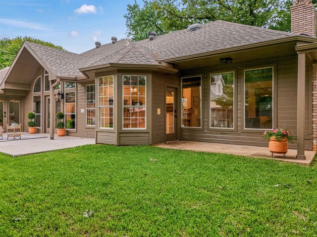 1923 Skelton Street, Flower Mound, TX 75022
