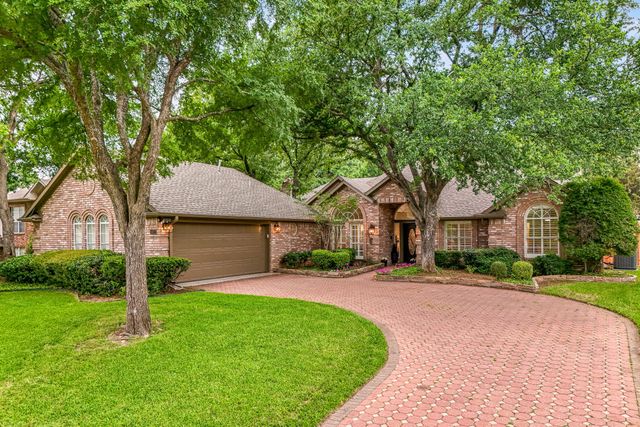 1923 Skelton Street, Flower Mound, TX 75022