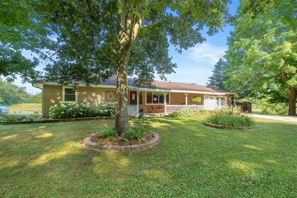 14941 S 1st Street, Schoolcraft, MI 49087
