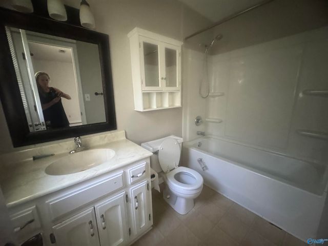 792 Seina Vista Drive, Madison, AL 35758